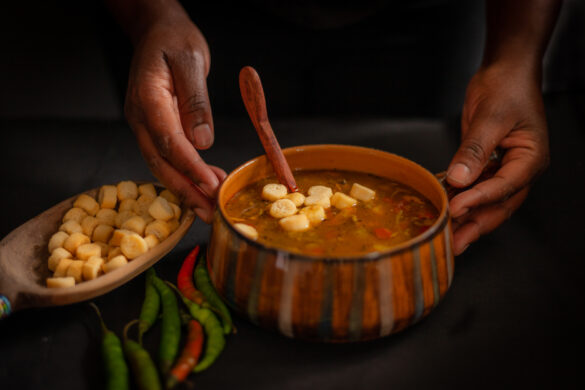 African hands cooking
