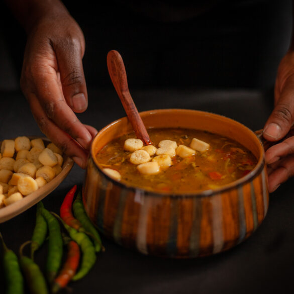 African hands cooking